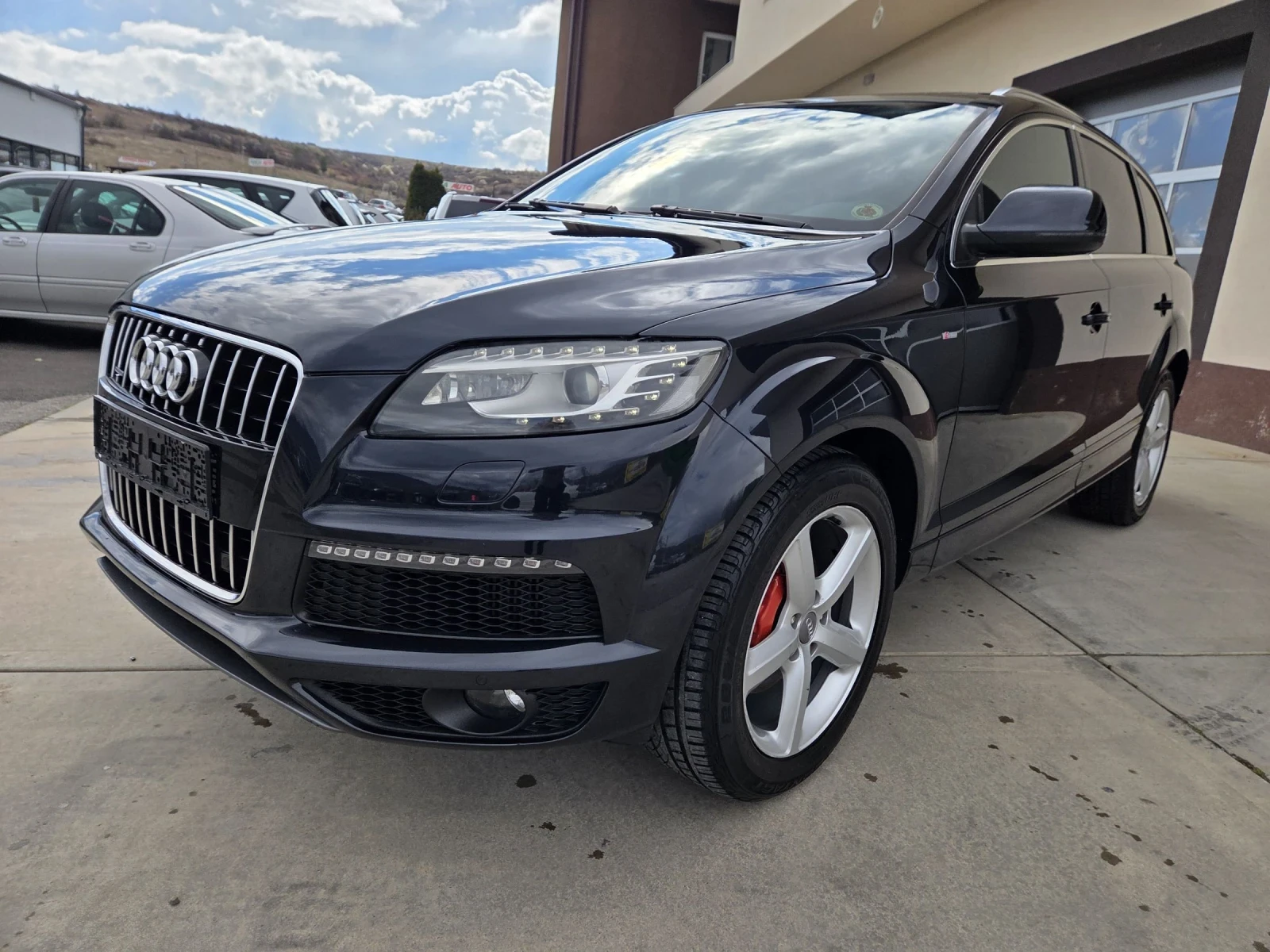 Audi Q7 S LINE! ДИСТРОНИК! ПАНОРАМА! ТОП ТОП, снимка 3 - Автомобили и джипове - 54084784