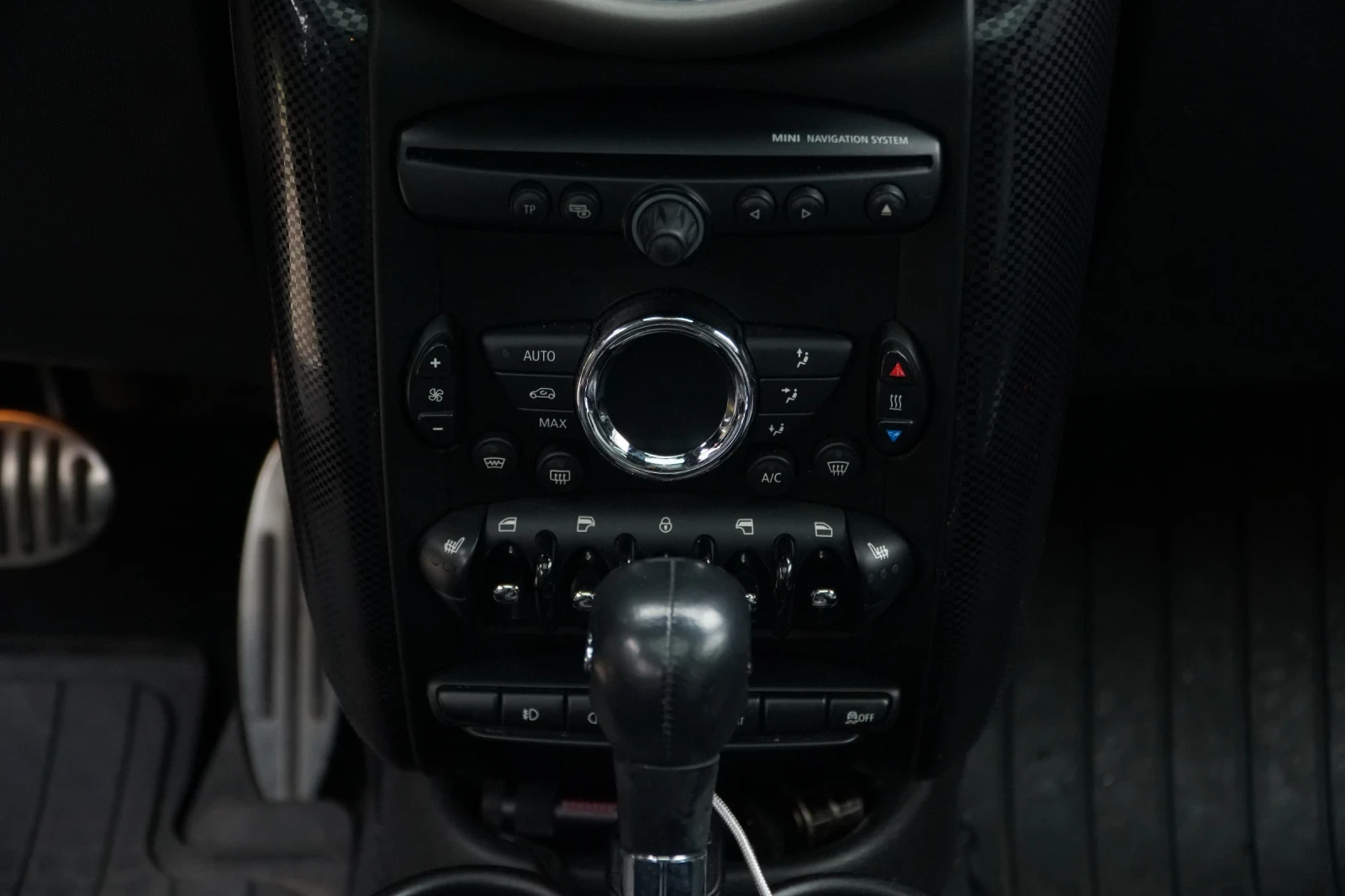 Mini Countryman Cooper S 1.6 ALL4 Automatic, снимка 10 - Автомобили и джипове - 54380245