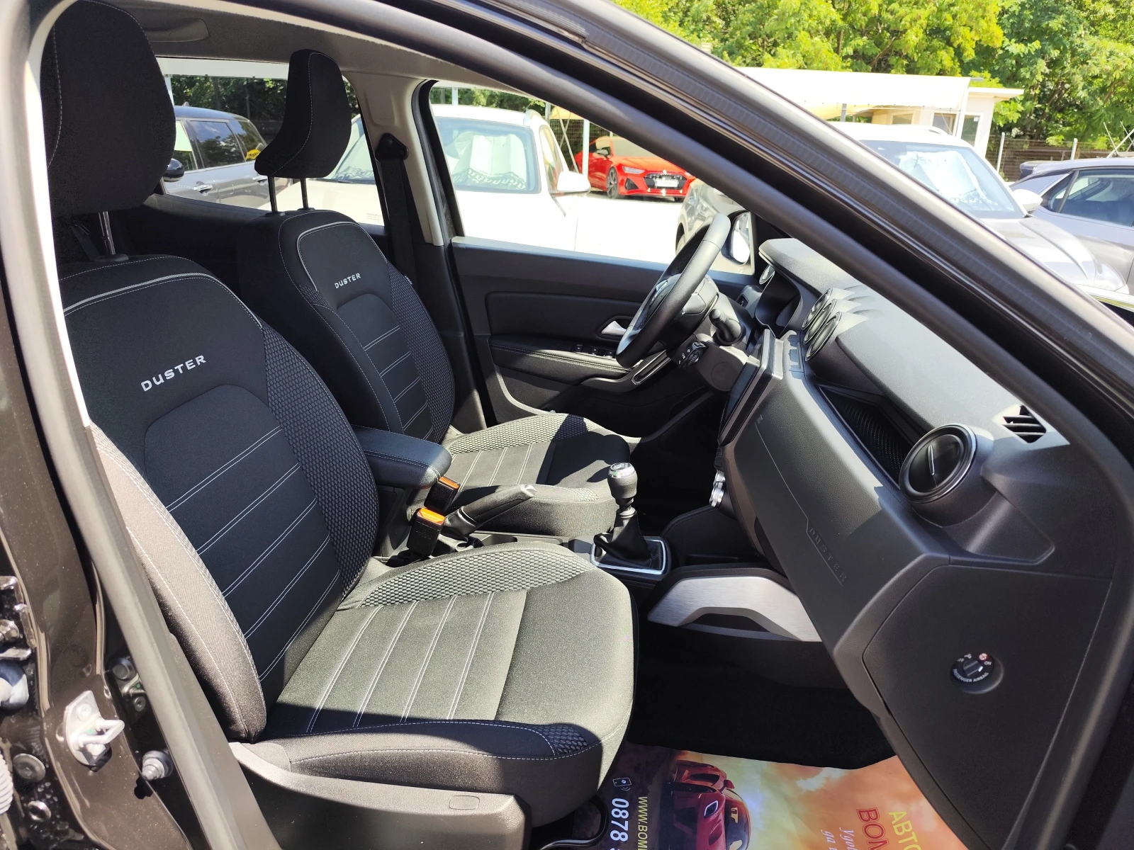 Dacia Duster 1.0i/GPL* ГАЗ* LED* NAVI* CAMERA* EURO6D* , снимка 12 - Автомобили и джипове - 55221574