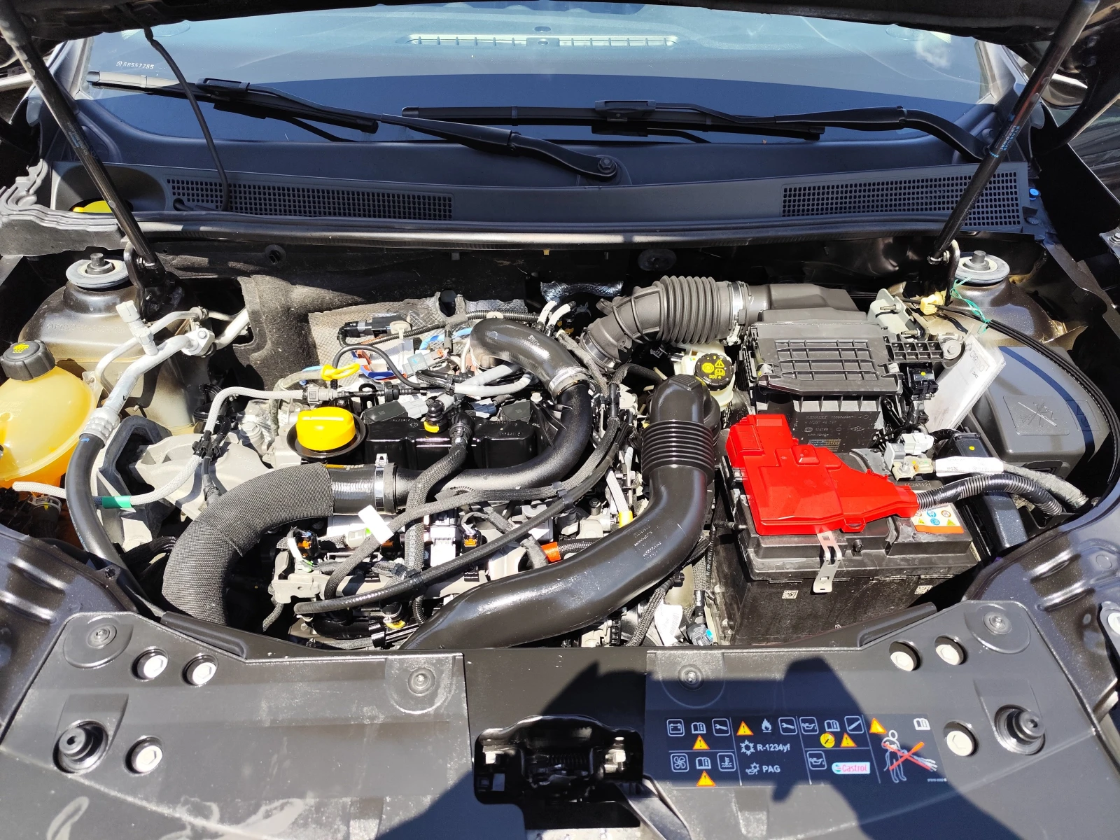 Dacia Duster 1.0i/GPL* ГАЗ* LED* NAVI* CAMERA* EURO6D* , снимка 15 - Автомобили и джипове - 55221574
