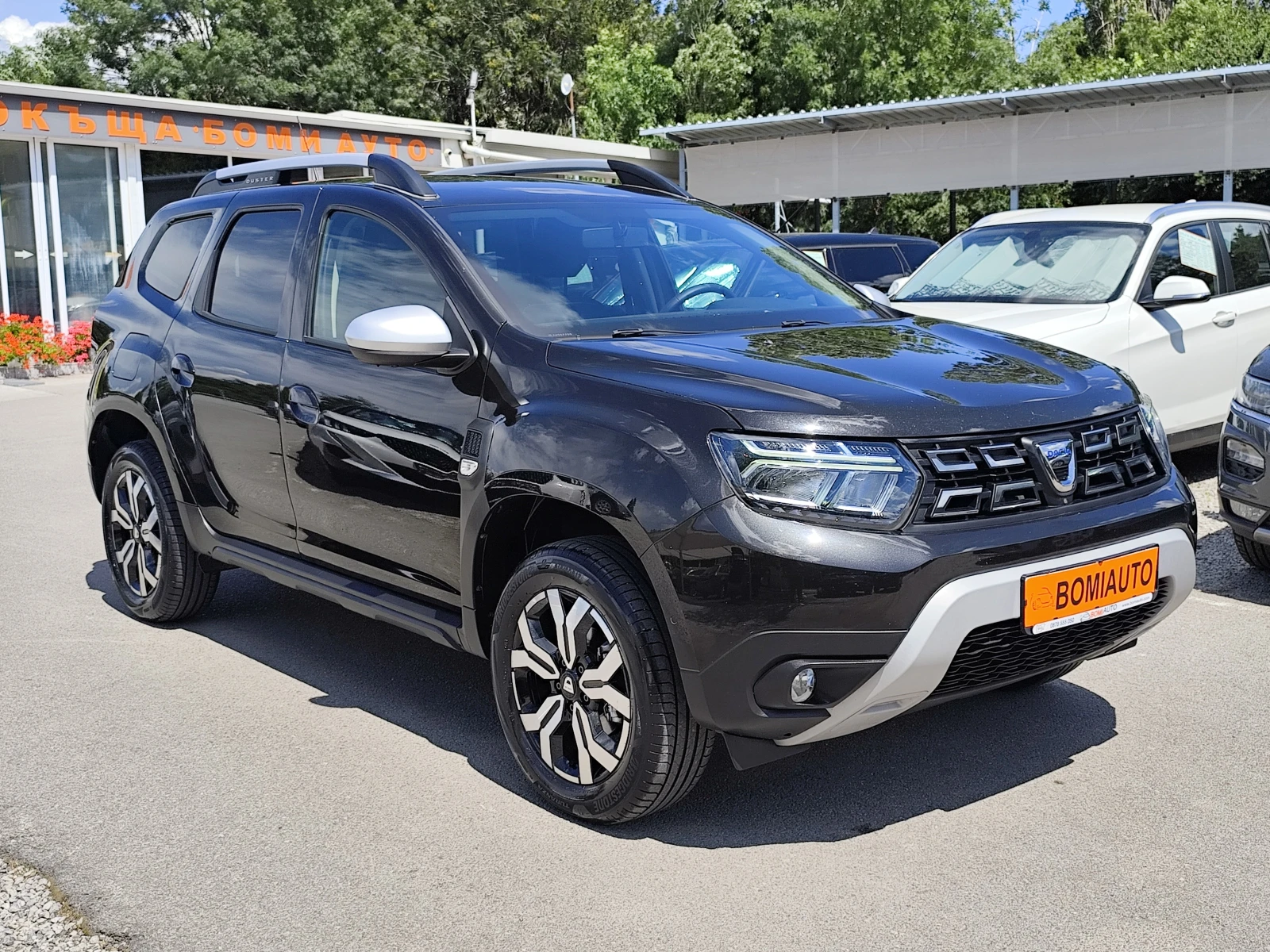 Dacia Duster 1.0i/GPL* ГАЗ* LED* NAVI* CAMERA* EURO6D* , снимка 3 - Автомобили и джипове - 55221574