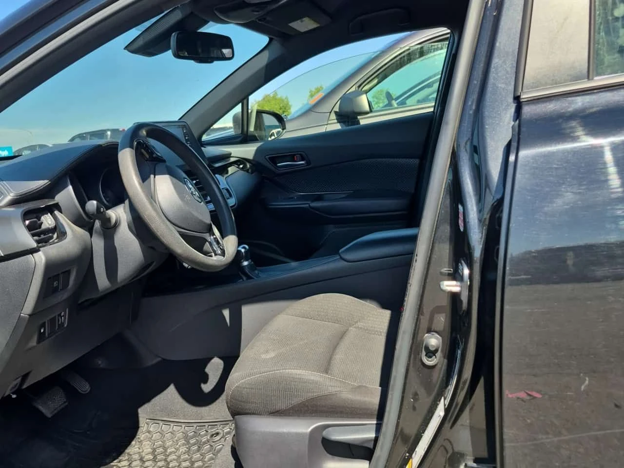 Toyota C-HR FWD/LTD AVAIL/CARFAX/ФИНАНСИРАНЕ, снимка 5 - Автомобили и джипове - 55406196