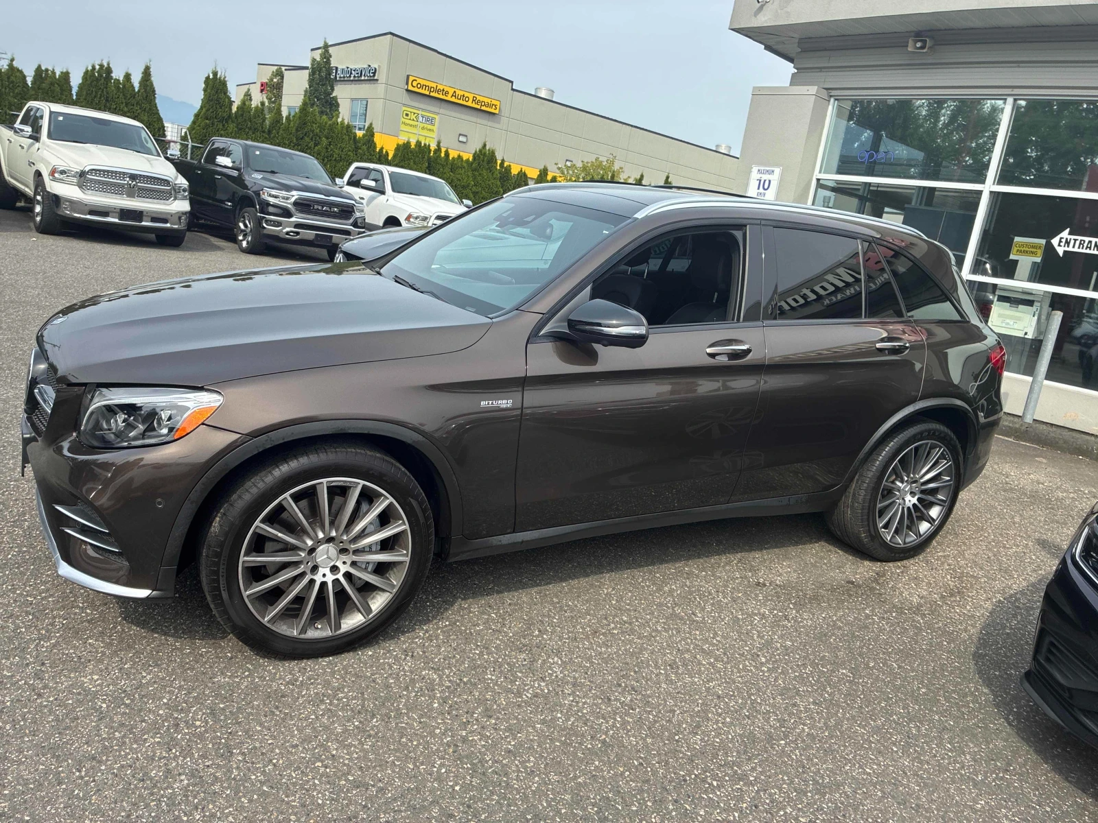 Mercedes-Benz GLC 43 AMG 4MATIC, снимка 3 - Автомобили и джипове - 55448177