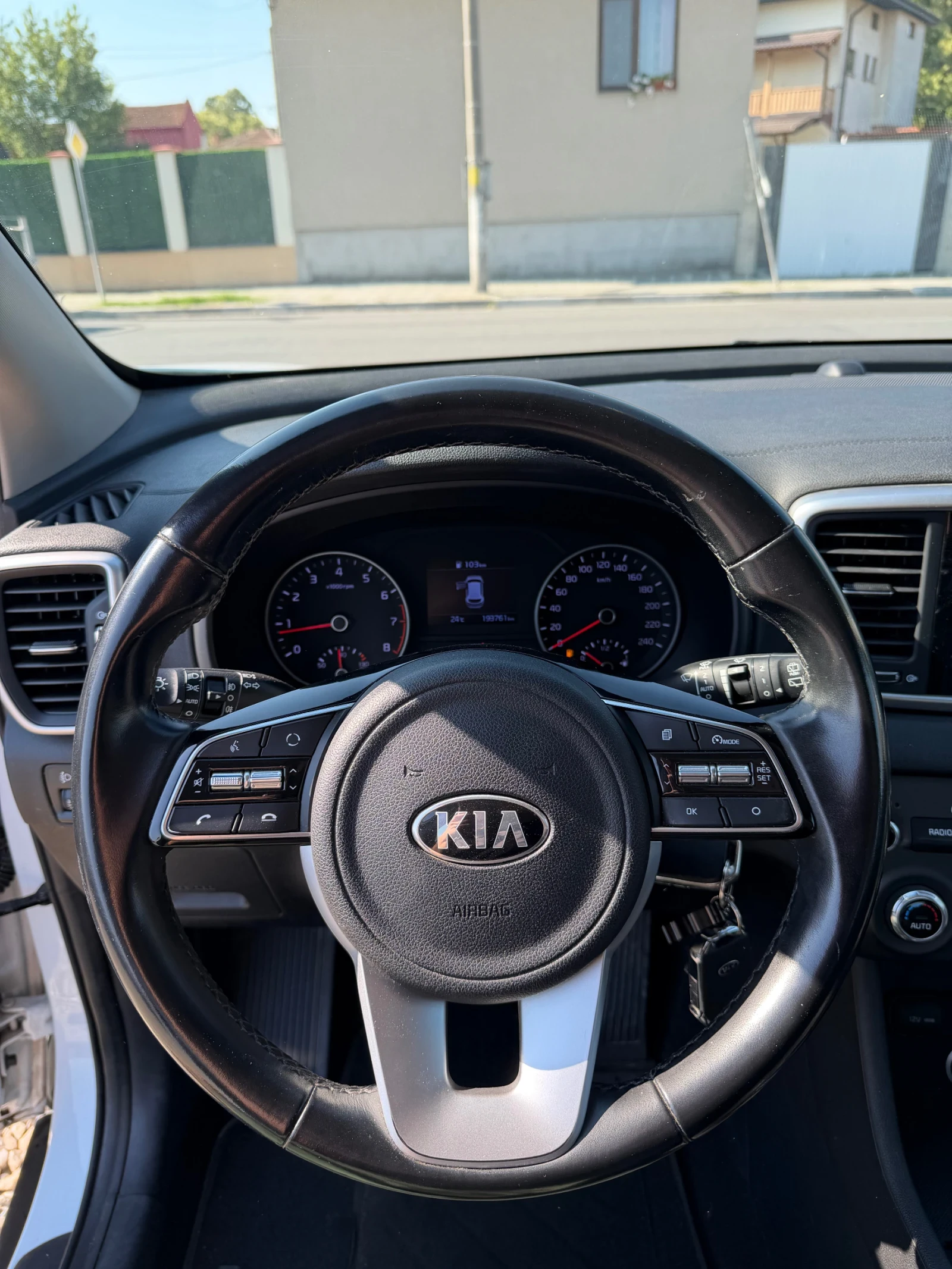 Kia Sportage 1.6 LPG / Facelift, снимка 11 - Автомобили и джипове - 55568807