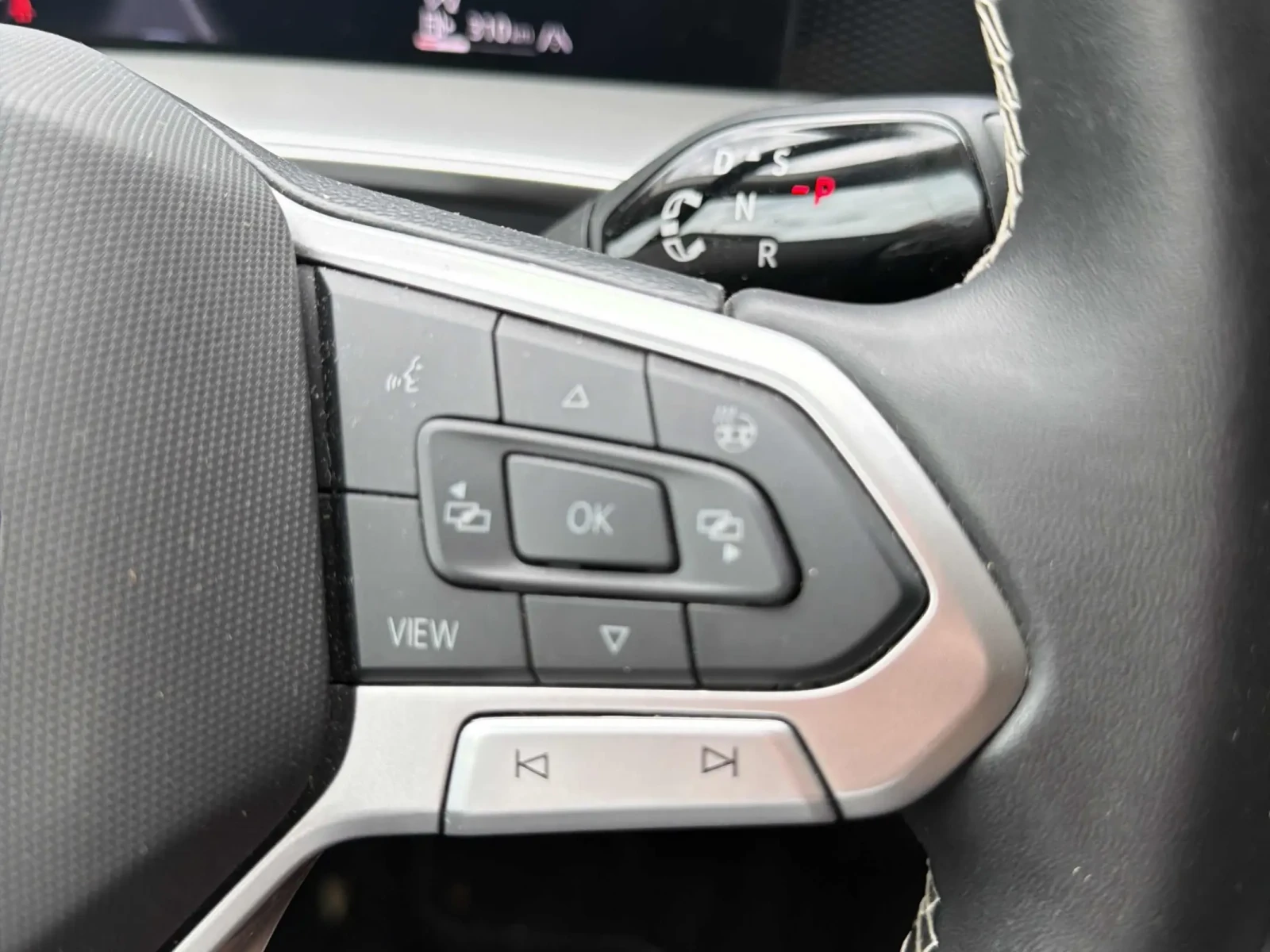 VW Tiguan Comfortline / ЛИЗИНГ / ПРОГНОЗНА ЦЕНА до БГ, снимка 10 - Автомобили и джипове - 55688577