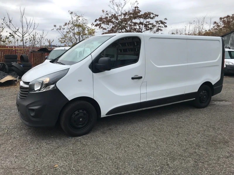 Opel Vivaro, снимка 1 - Бусове и автобуси - 47827380