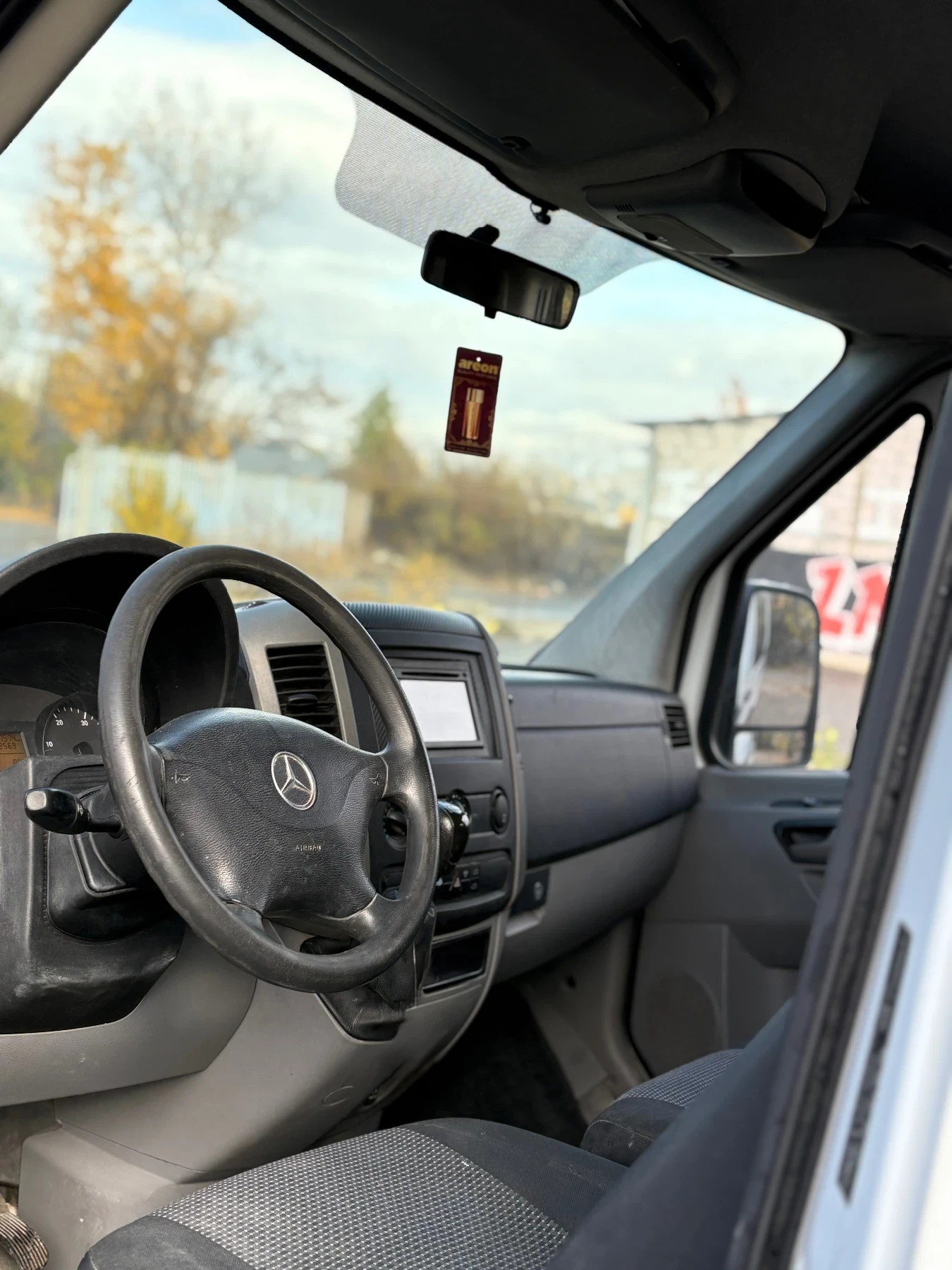 Mercedes-Benz Sprinter 213 6+ 1 - изображение 5