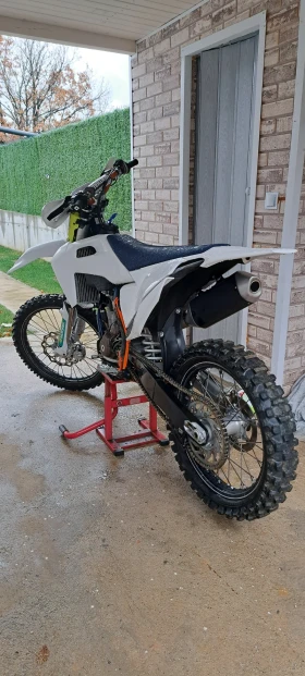 Husqvarna 250 2режима+ тракшън документи за регистрация, снимка 1