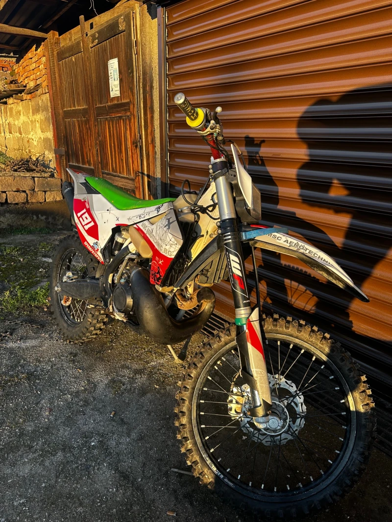 Husqvarna TE 300i , снимка 4 - Мотоциклети и мототехника - 52595362