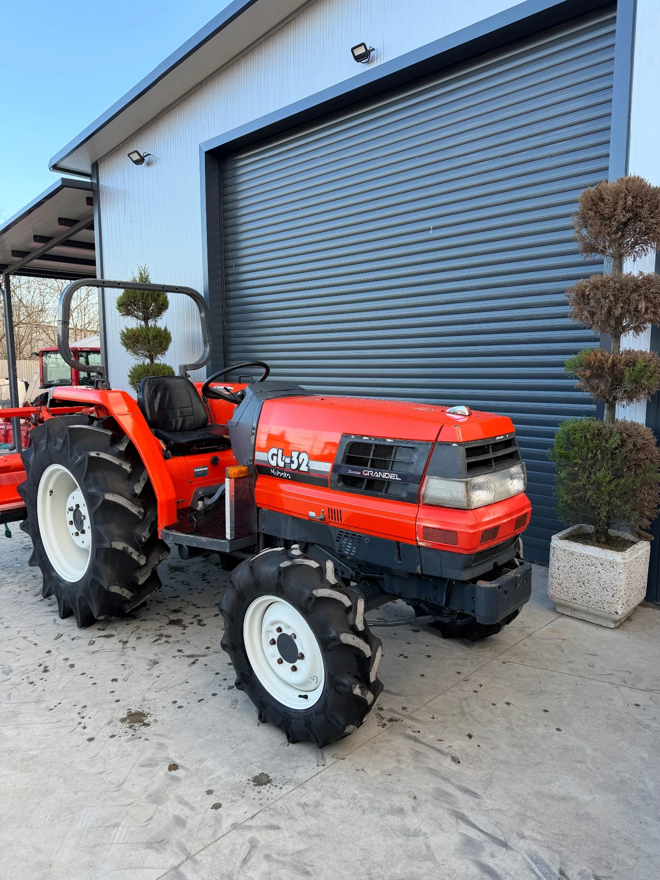 ������� Kubota GL32 32��. | Mobile.bg � ����������� 2