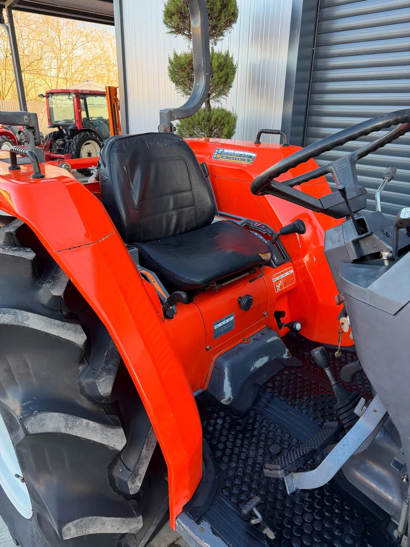 ������� Kubota GL32 32��. | Mobile.bg � ����������� 6