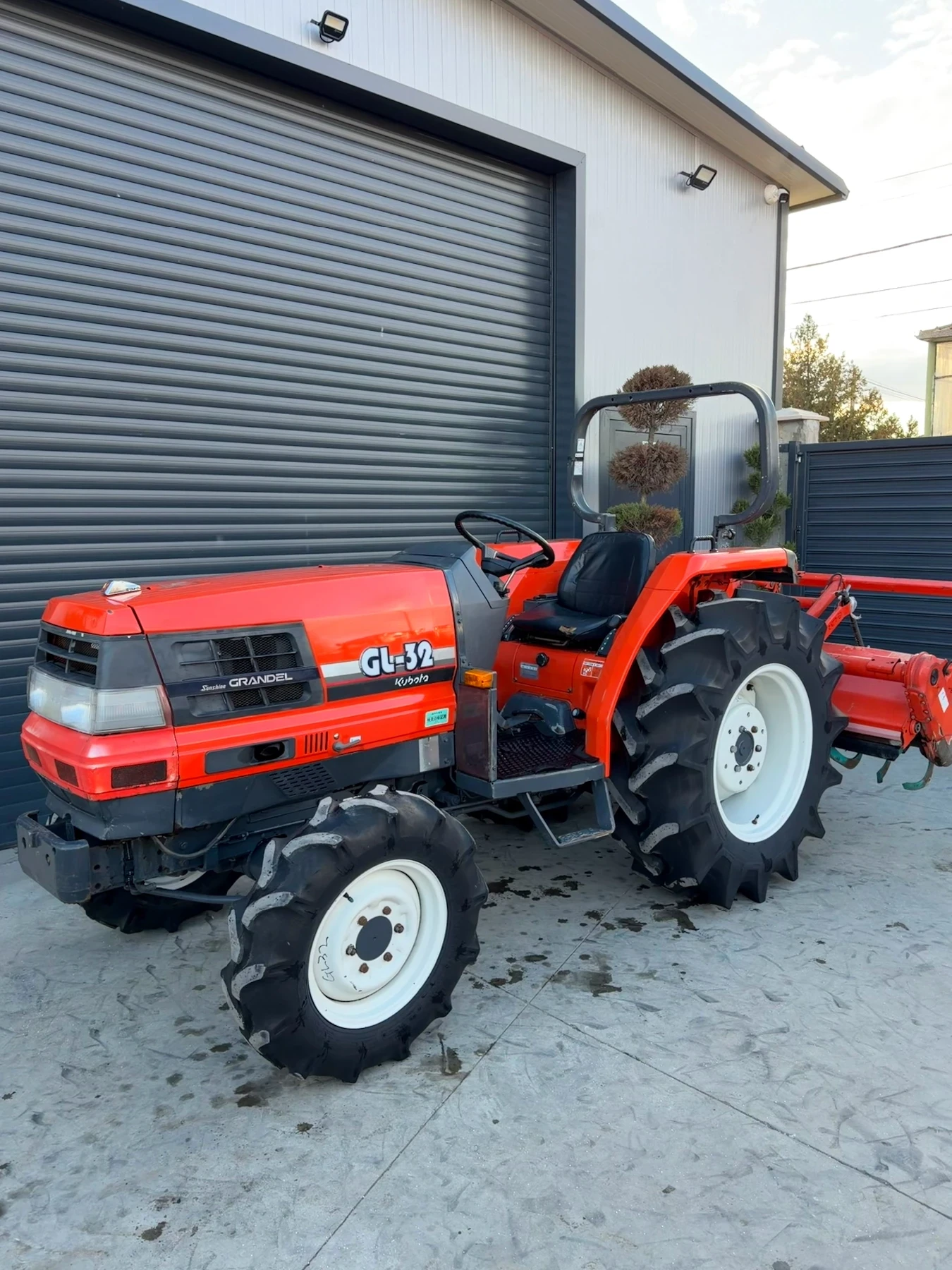 ������� Kubota GL32 32��. | Mobile.bg � ����������� 1