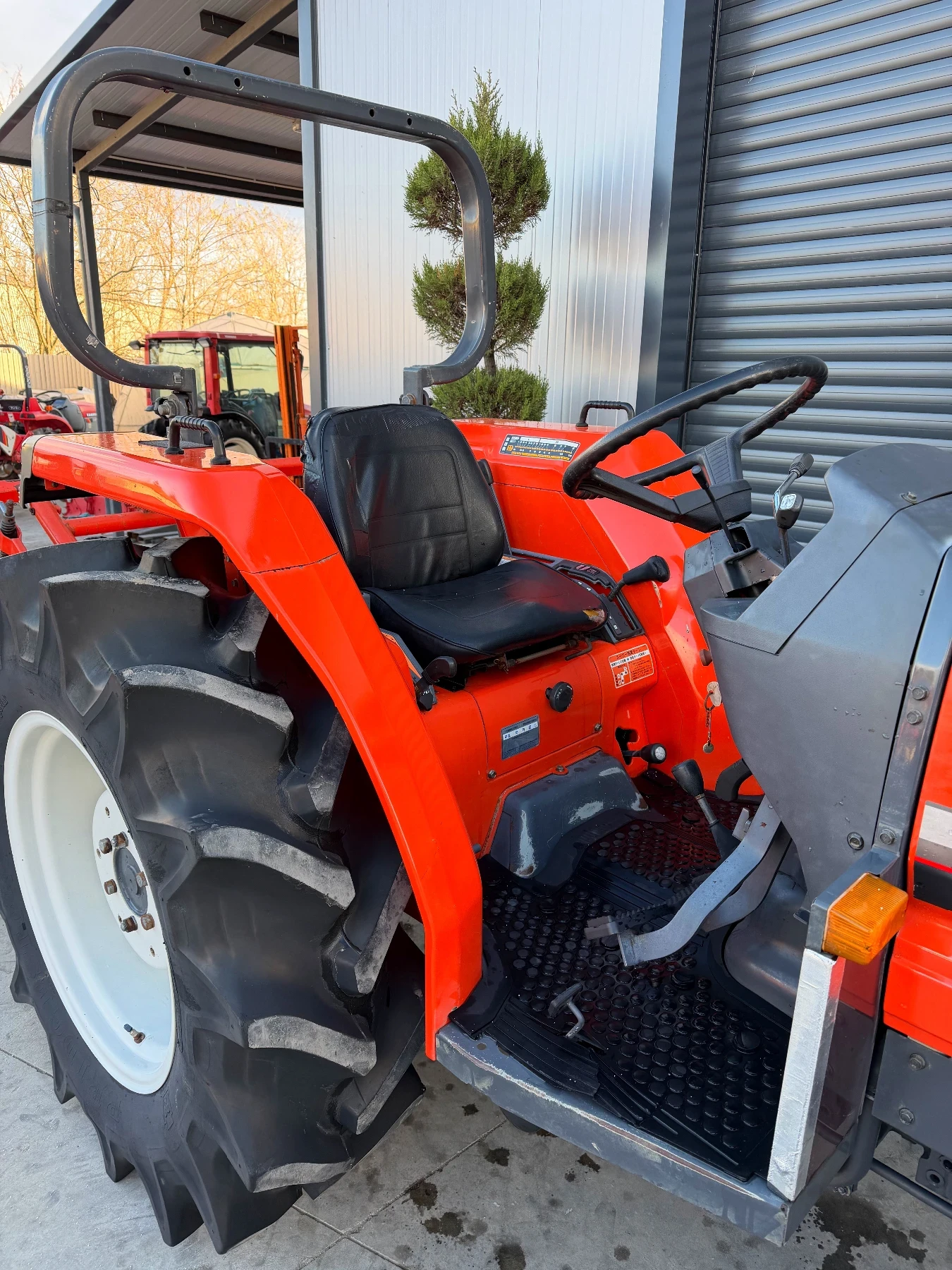 ������� Kubota GL32 32��. | Mobile.bg � ����������� 7
