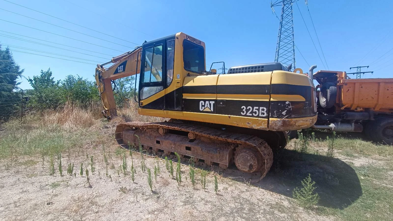 Багер Cat 325B