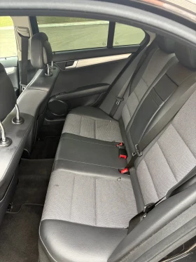 Mercedes-Benz C 180, снимка 8