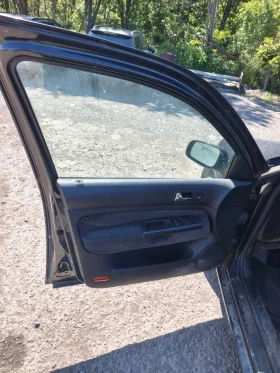 VW Golf - 11 € / 21.51 лв. - 33056147 12