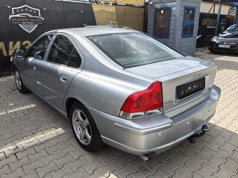 Volvo S60 2.4 АГУ, снимка 4 - Автомобили и джипове - 49383877