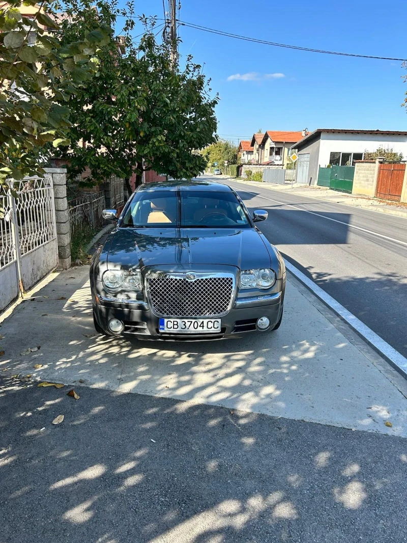 Chrysler 300c, снимка 9 - Автомобили и джипове - 47646519