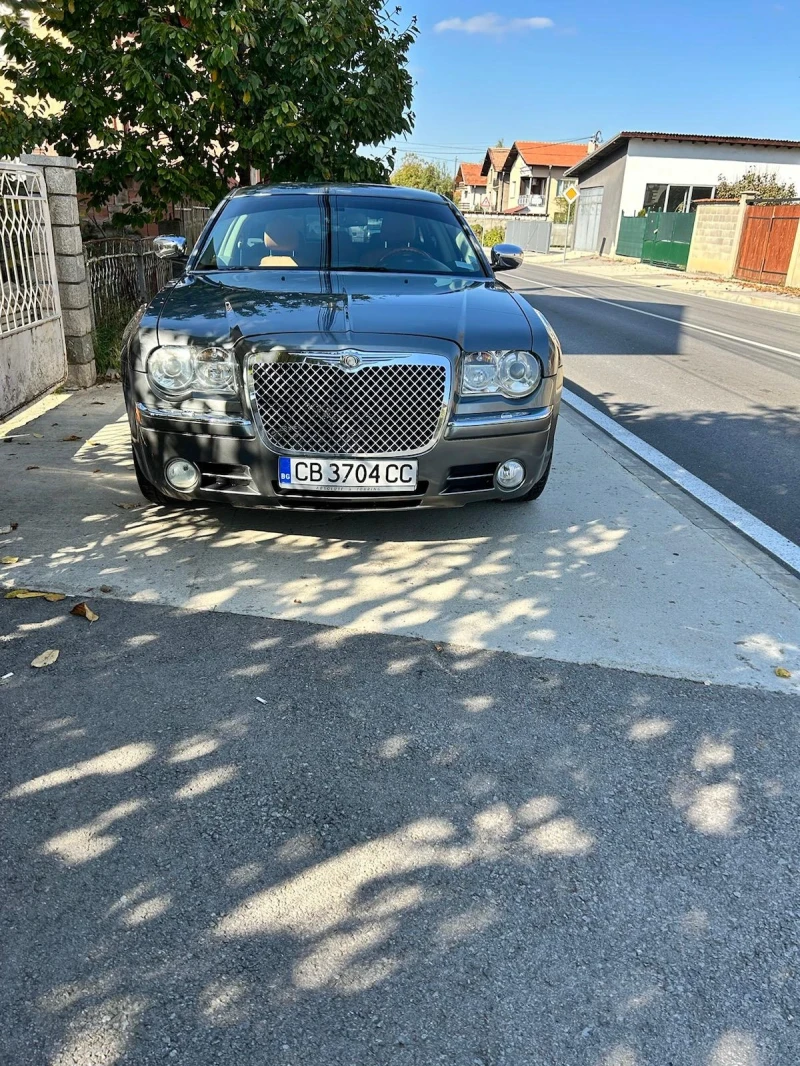 Chrysler 300c, снимка 8 - Автомобили и джипове - 47646519