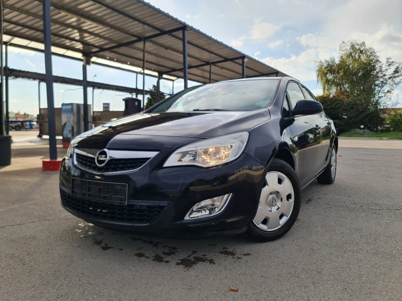 Opel Astra БЕЗУПРЕЧНА/СТАРИЯ МОТОР1.6, снимка 1 - Автомобили и джипове - 47752321