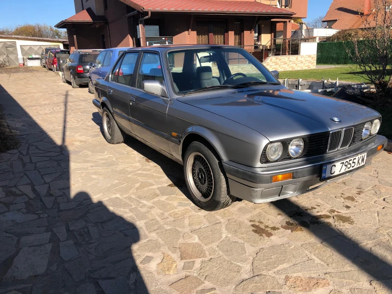 BMW 318 318i, снимка 2 - Автомобили и джипове - 47884877