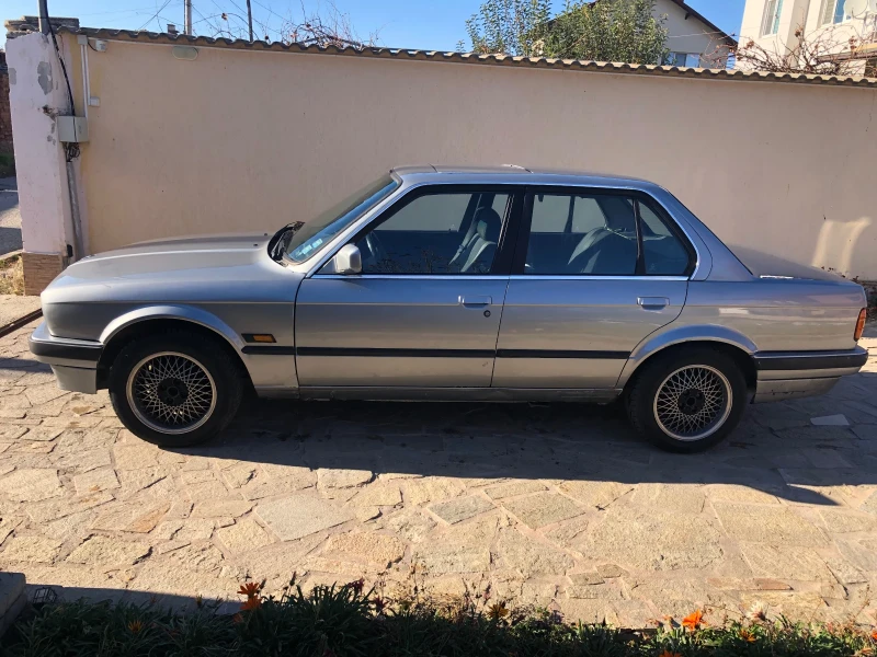 BMW 318 318i, снимка 4 - Автомобили и джипове - 47884877