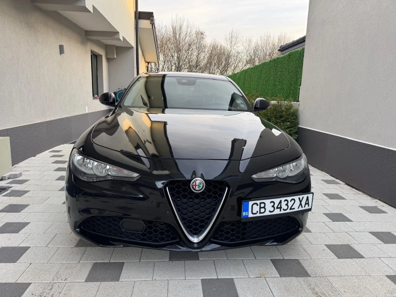 Alfa Romeo Giulia Q4, снимка 3 - Автомобили и джипове - 48091581