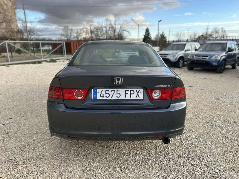 Honda Accord 2.0//FACELIFT//SPAIN//КЛИМАТРОНИК, снимка 4 - Автомобили и джипове - 48295803