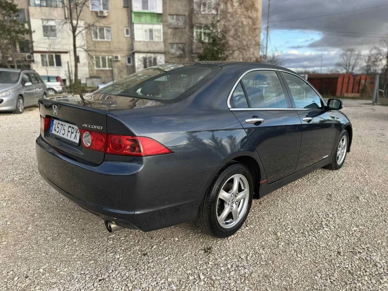 Honda Accord 2.0//FACELIFT//SPAIN//КЛИМАТРОНИК, снимка 5 - Автомобили и джипове - 48295803