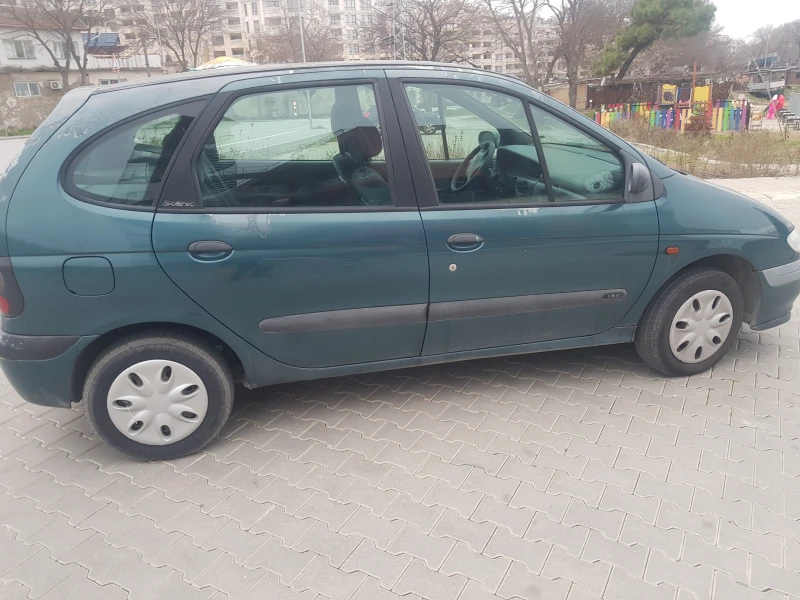 Renault Scenic, снимка 2 - Автомобили и джипове - 48714721