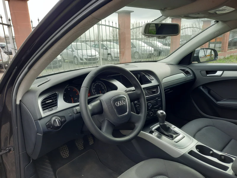 Audi A4 2.0TDI, снимка 8 - Автомобили и джипове - 49517600