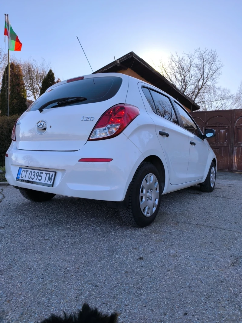 Hyundai I20 1.2i ТОП!!!, снимка 3 - Автомобили и джипове - 49582871