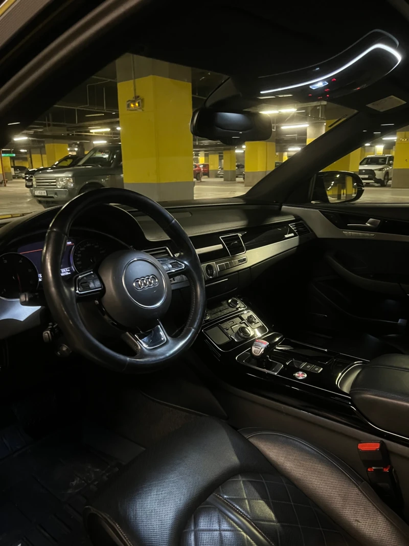 Audi A8 3.0TDI LONG Full Обслужена ОТ-ДО, снимка 7 - Автомобили и джипове - 52419309