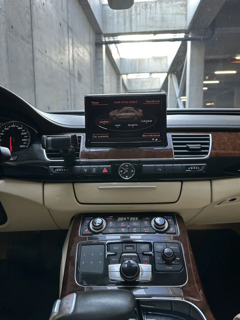 Audi A8 4.2 Tdi, снимка 6 - Автомобили и джипове - 52449607