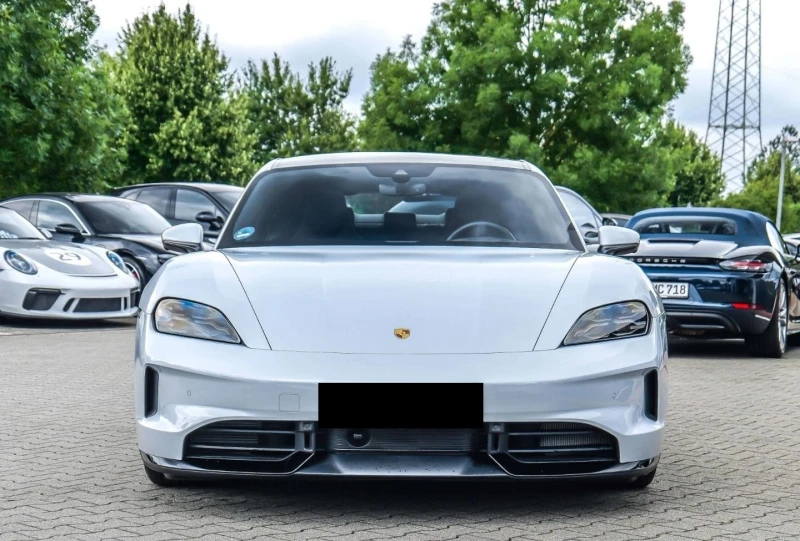 Porsche Taycan 4S/FACELIFT/SPORT DESIGN/BOSE/MATRIX/PANO/360/, снимка 2 - Автомобили и джипове - 52209404