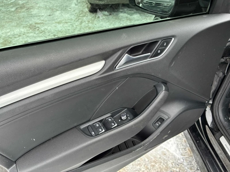 Audi A3 * Progressiv * CARFAX * S LINE* ЗАДНА КАМЕРА* ПОДГ, снимка 12 - Автомобили и джипове - 53251931