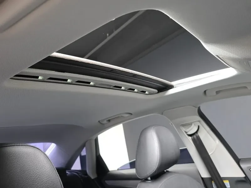 Audi A4 2.0 TDI, снимка 17 - Автомобили и джипове - 54143415