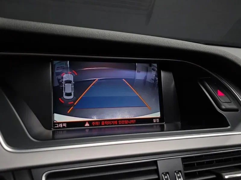 Audi A4 2.0 TDI, снимка 15 - Автомобили и джипове - 54143415