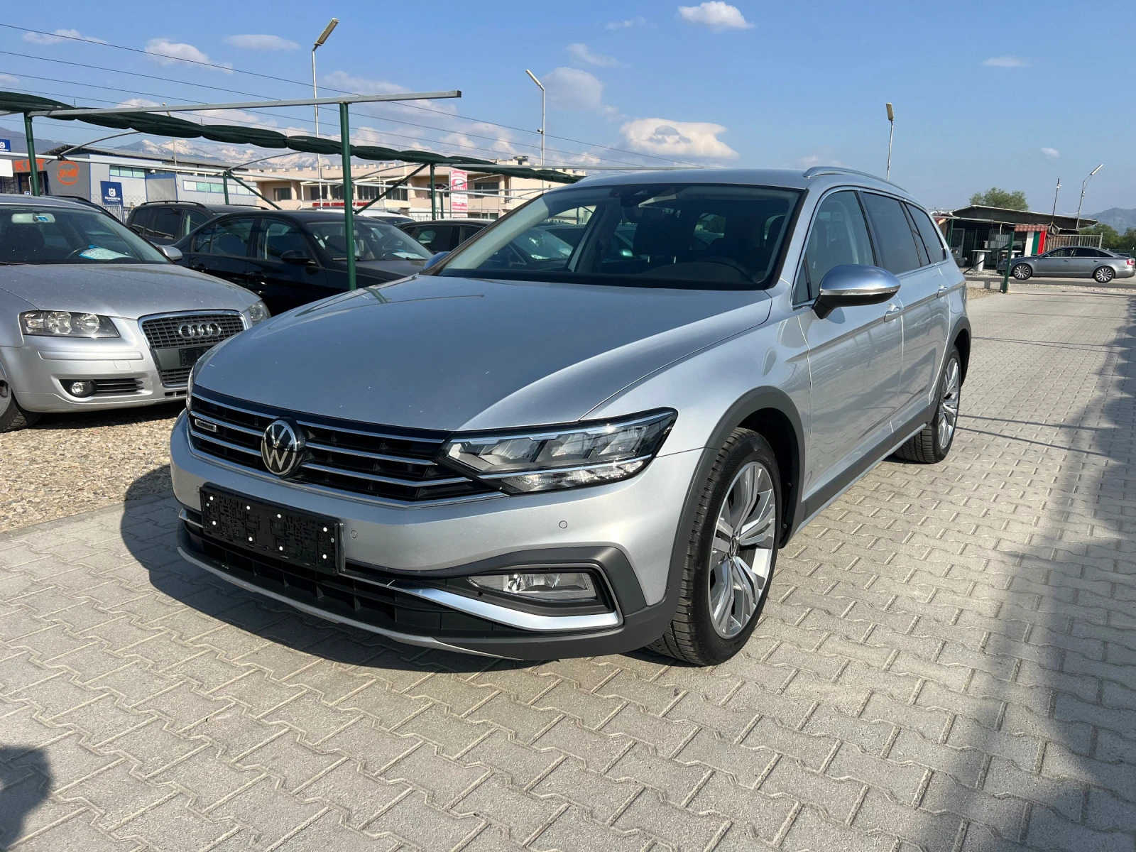 VW Alltrack 2.0TDi 4M 200k DSG Лизинг - изображение 3