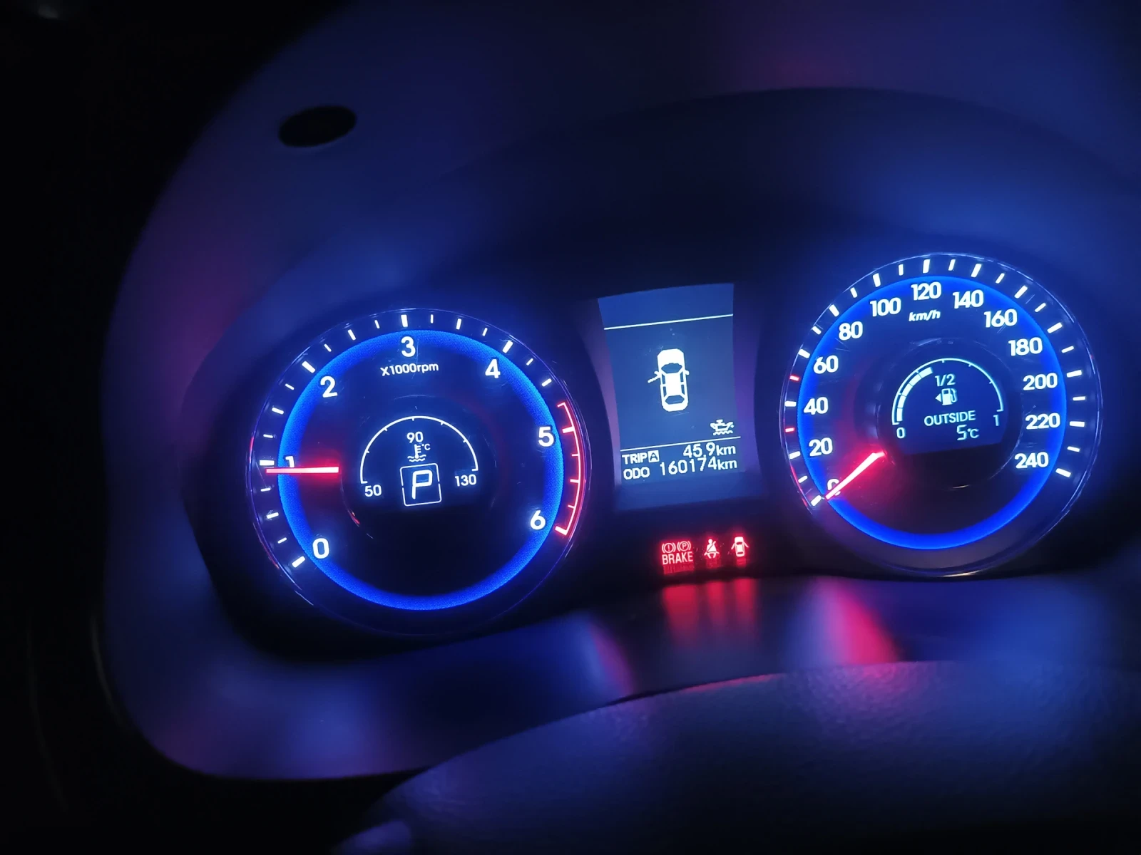Hyundai I40 1.7д | Mobile.bg — изображение 14
