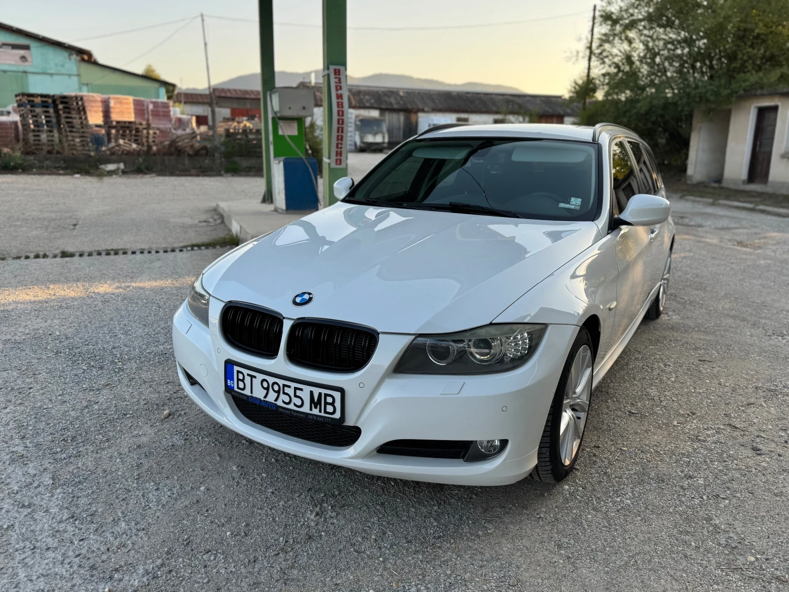 BMW 320 xDrive - изображение 3