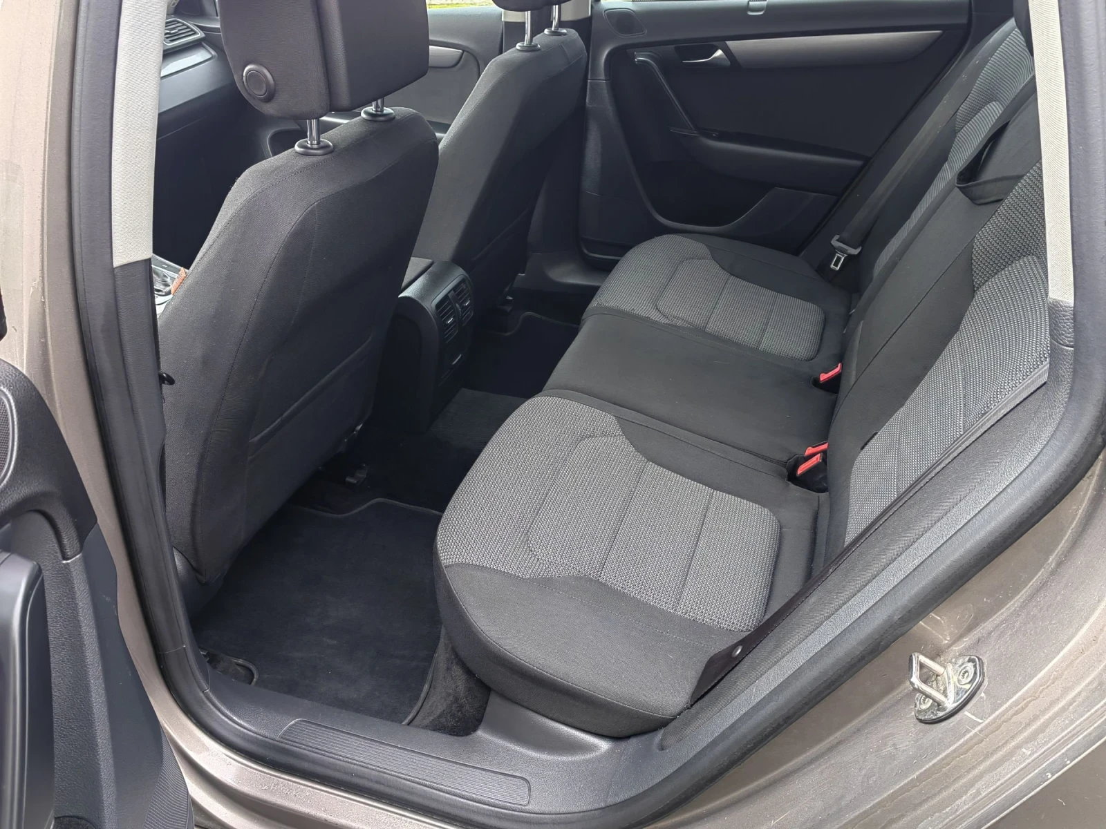 VW Passat 2.0TDI 140 | Mobile.bg � ����������� 14