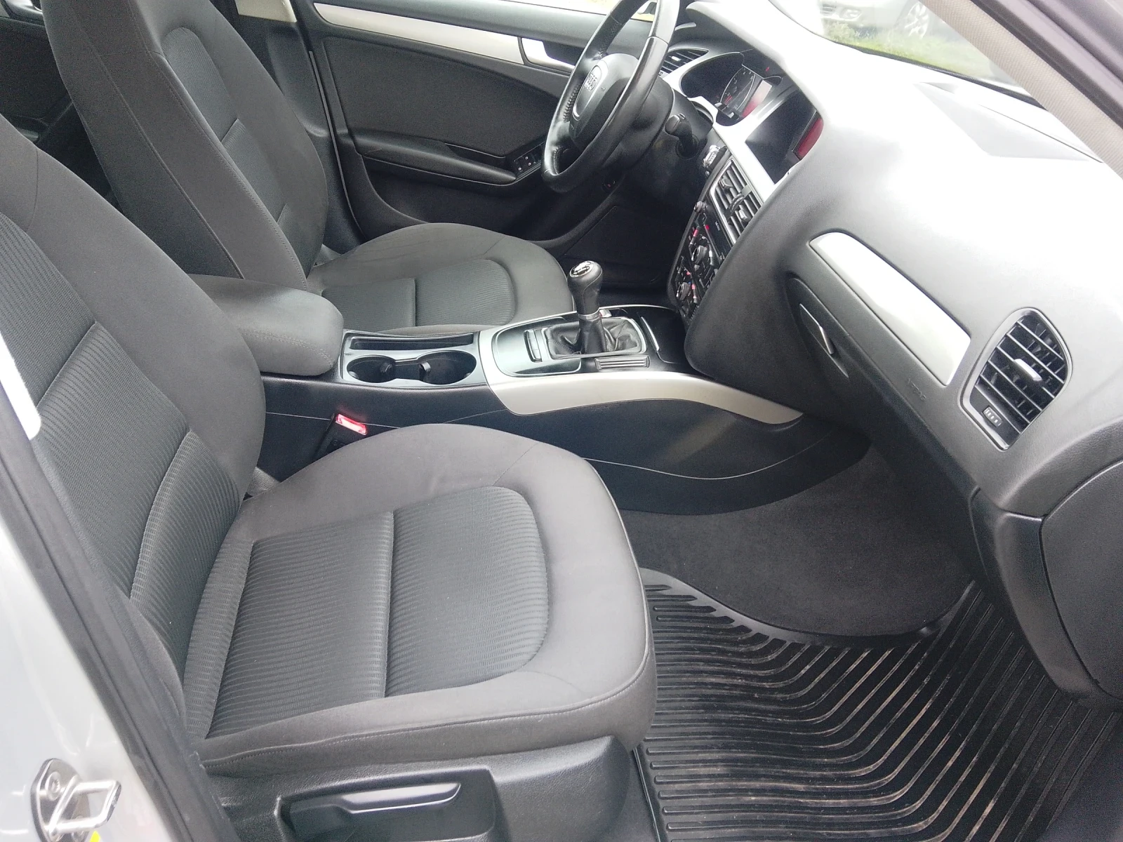 Audi A4 1.8-БЕНЗИН-120К.С.-6СКОРОСТИ-КЛИМАТРОНИК- - изображение 8