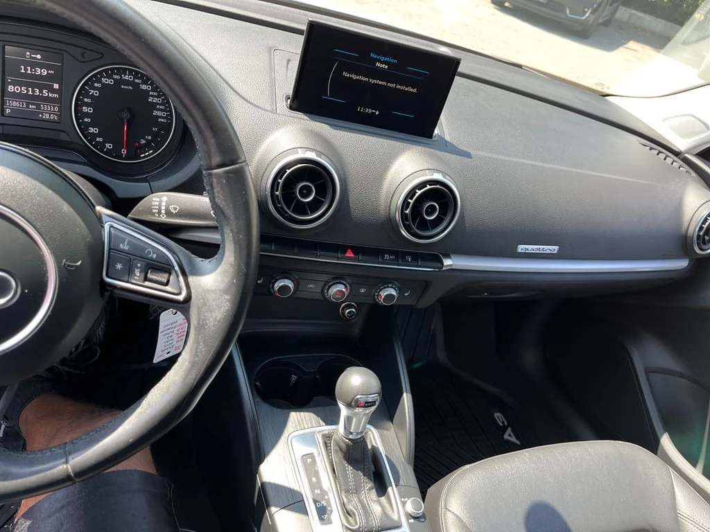 Audi A3 * 4dr Sdn quattro 2.0T * CARFAX * БЕЗ ПЪРВОНАЧАЛНА - изображение 9