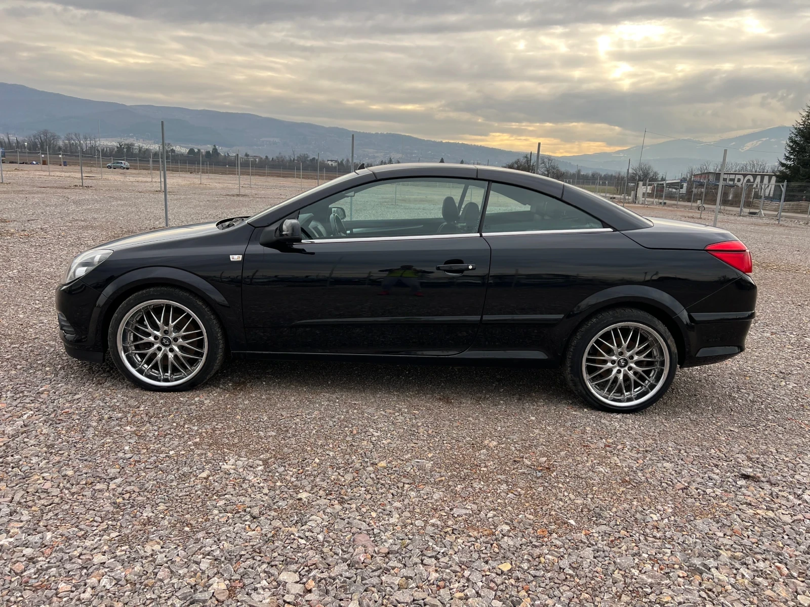 Opel Astra 2.0 T  - изображение 2