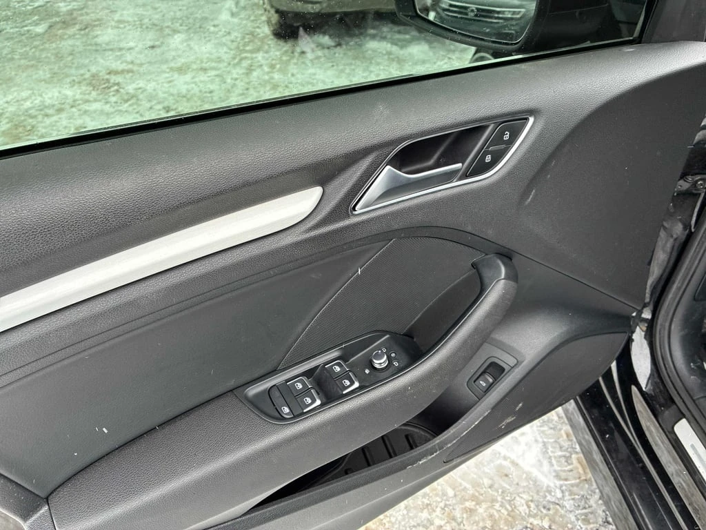 Audi A3 * Progressiv * CARFAX * S LINE* ����� ������* ���� | Mobile.bg � ����������� 12