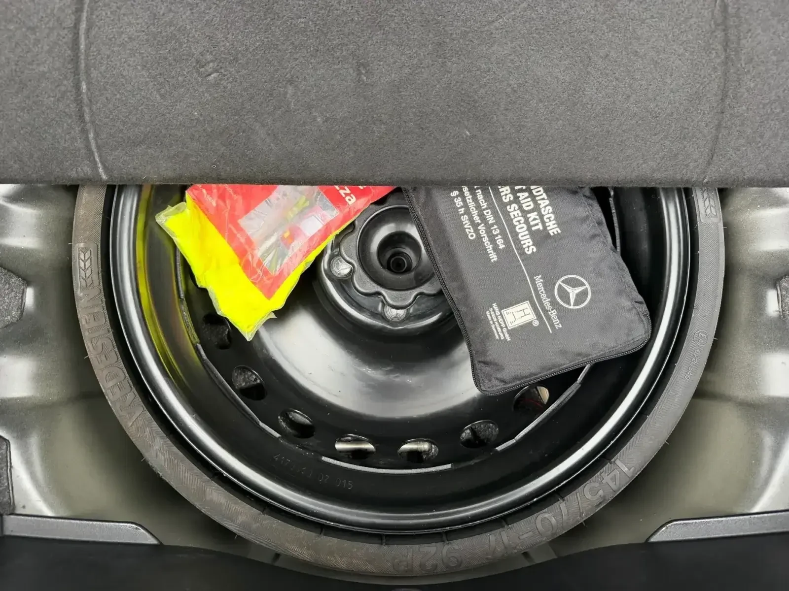 Mercedes-Benz SLK 200 Kompressor, снимка 16 - Автомобили и джипове - 53928322