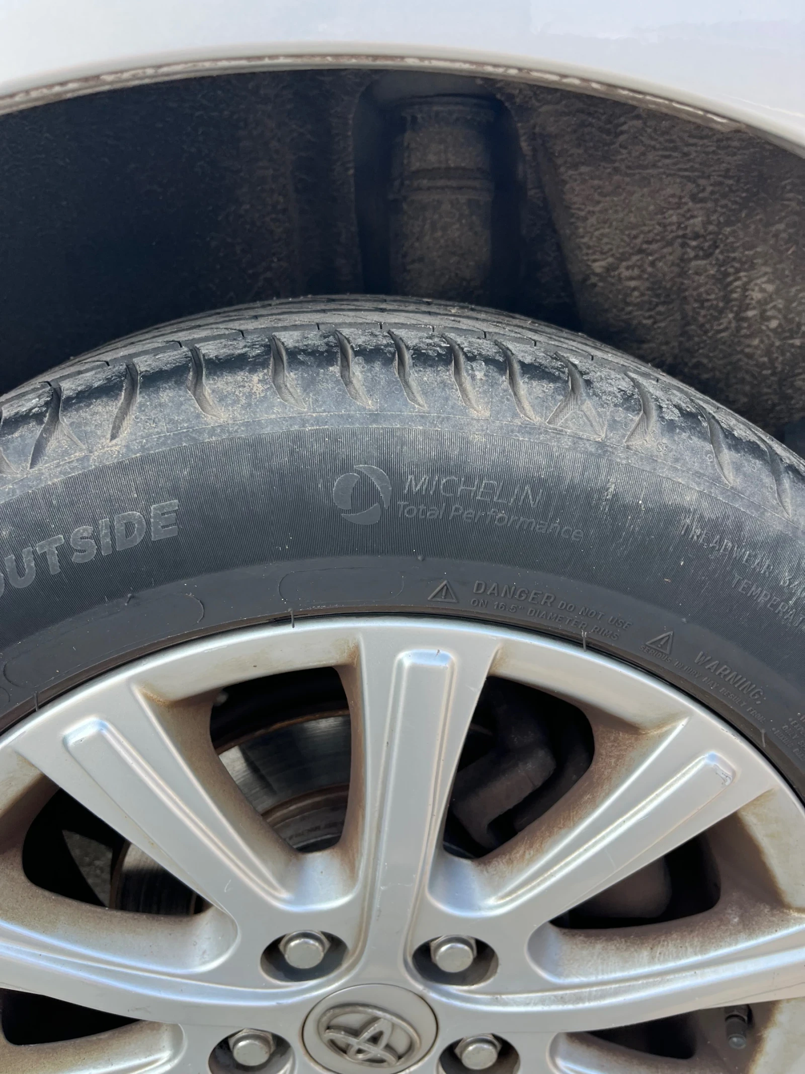 Toyota Corolla, снимка 13 - Автомобили и джипове - 53760115