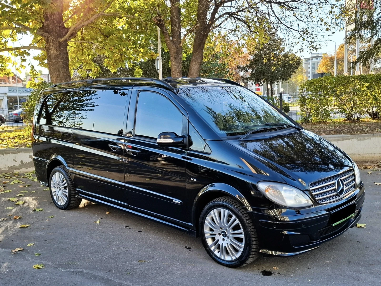 Mercedes-Benz Viano 3.0CDI , снимка 7 - Автомобили и джипове - 53989032