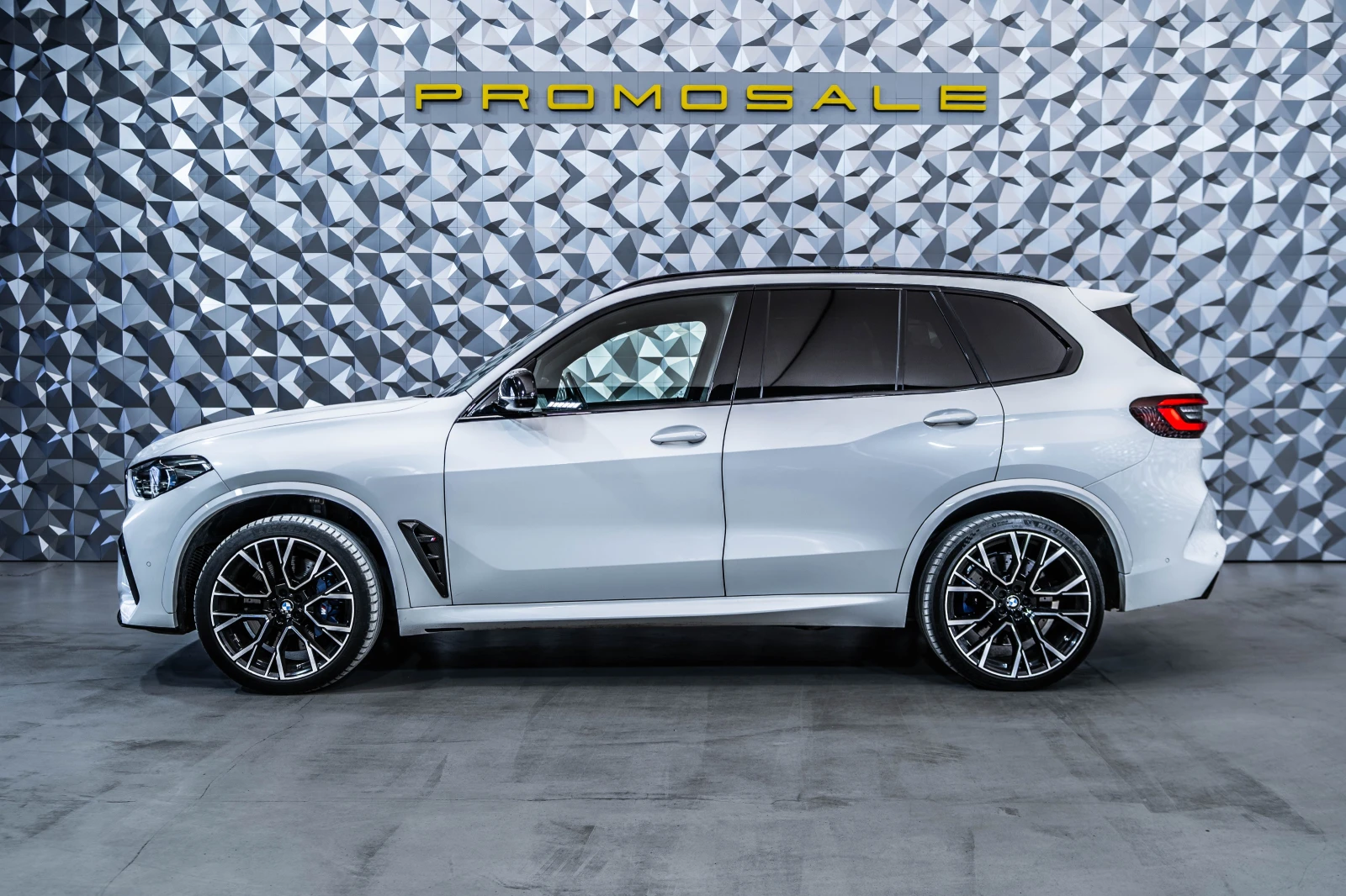 BMW X5M Competition* Carbon* H/K, снимка 3 - Автомобили и джипове - 54326326